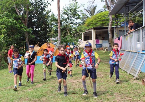 Grupo Benjamin Constant promove exposição e dia de escoteiro