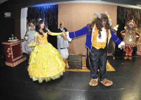 Ação social oferece serviço e entretenimento na Minivila Olímpica Jair Sampaio