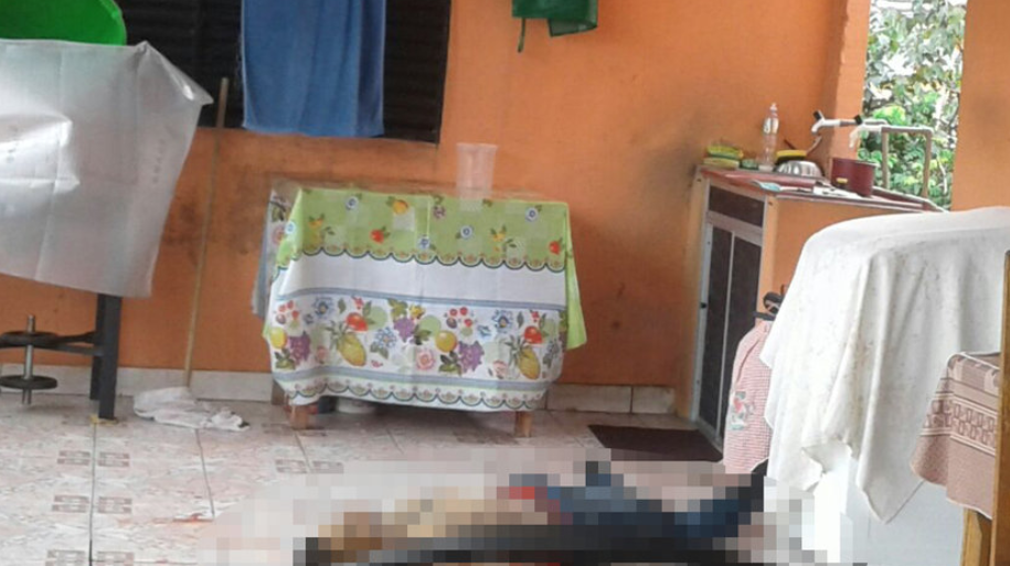 Em Manaus, homem morto em residência invadida após perseguição era foragido do Compaj