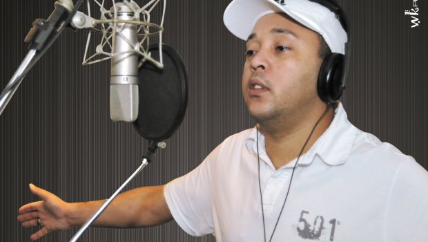  Retrô 90 do Moai apresenta Andrezinho do Grupo Molejo neste domingo