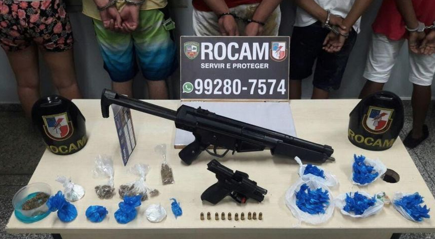 Grupo suspeito de roubos é preso com armas e drogas em Manaus