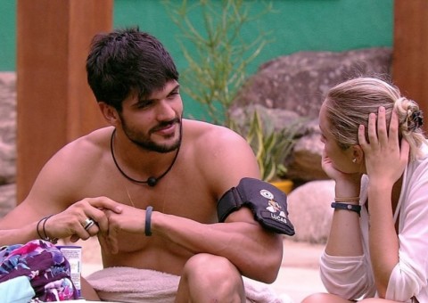 Mãe de Lucas do BBB desabafa sobre comportamento do filho com Jéssica