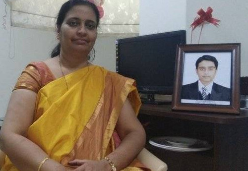 Mulher usa sêmen do filho morto para se tornar avó