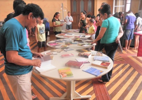 Feira de troca de livros e gibis acontece hoje na Biblioteca Pública do Amazonas