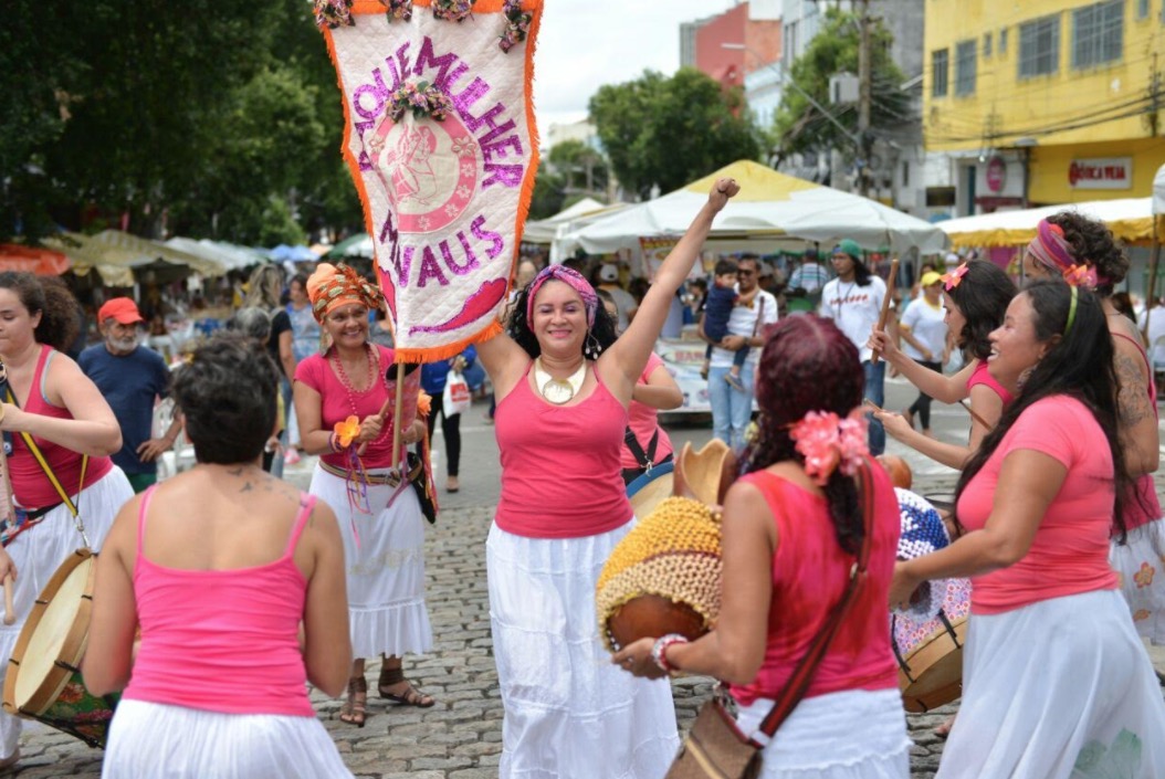Avenida Eduardo Ribeiro foi o cenário da abertura das temporadas ‘Literária’ e ‘Delas’