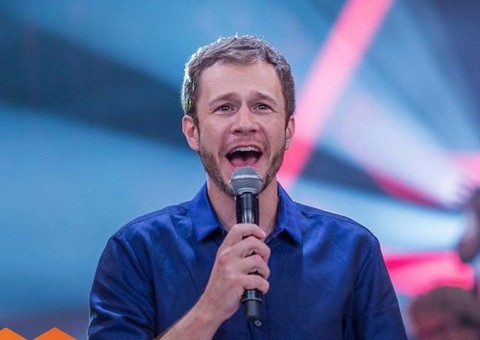 Tiago Leifert causa polêmica ao dizer que evento esportivo não é lugar de manifestação política