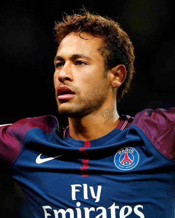 Técnico do PSG nega que Neymar será operado 