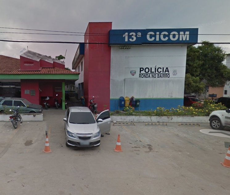 Bandidos armados assaltam residência e fazem família refém em Manaus