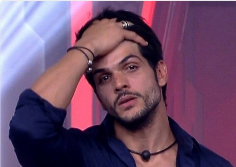 BBB18: Após eliminação, Lucas desaba em choro por não encontrar noiva