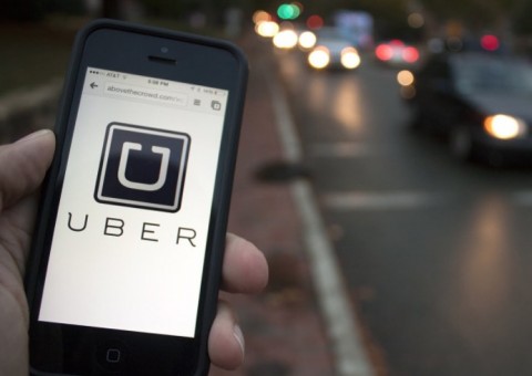 Câmara aprova regulamentação do Uber e outros serviços de transporte por app