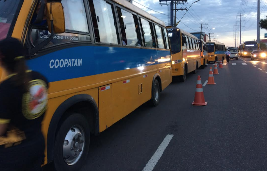 Detran multa mais de 280 motoristas e apreende 72 veículos em Manaus