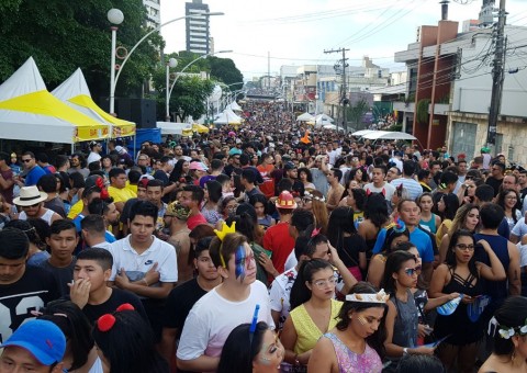 Quatro bandas e blocos encerram oficialmente o Carnaval de Manaus