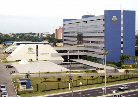 Aleam concede aumento salarial para 418 servidores efetivos