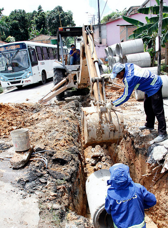 Prefeitura inicia obra de drenagem para conter alagamentos em Manaus