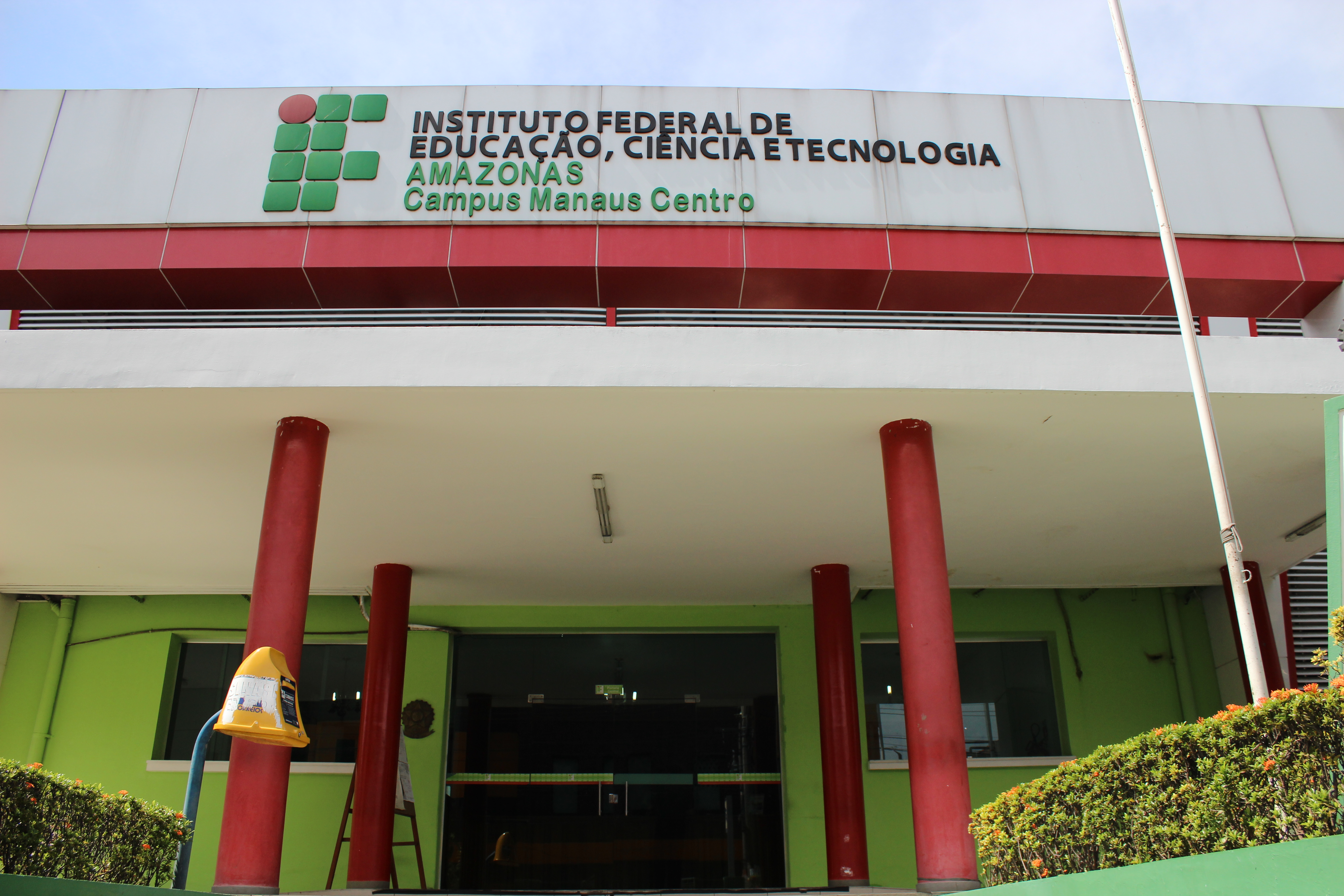 Ifam oferece curso gratuito sobre educação de surdos e autistas em Manaus