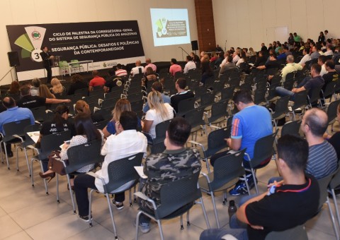 Mais de 200 servidores do Sistema de Segurança participaram de debate sobre medidas de combate à corrupção