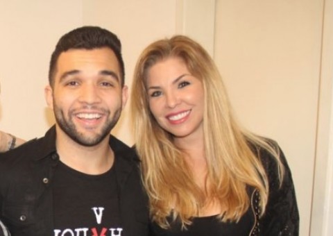 Jonathan Costa vai processar a mãe por lucros do hit ‘Jonathan da Nova Geração’