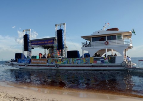 Bloco do Pirão terá mais de 15 horas de festa na Praia da Lua