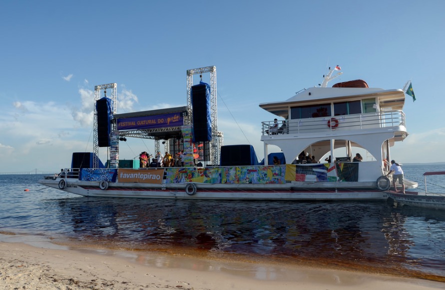 Bloco do Pirão terá mais de 15 horas de festa na Praia da Lua