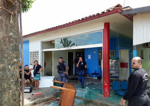 Após destruírem e fugirem de delegacia, presos são recapturados no Amazonas 