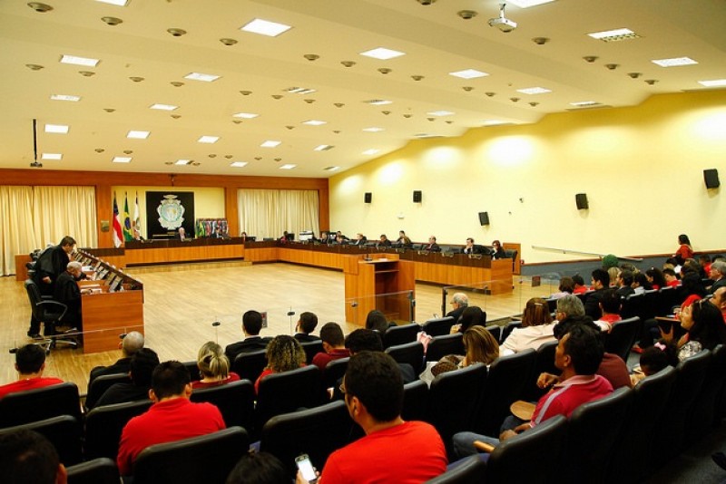 TJAM determina aumento salarial de 274 servidores da Sefaz