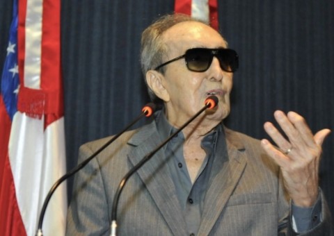 Ex-senador Leopoldo Peres morre aos 88 anos em Manaus