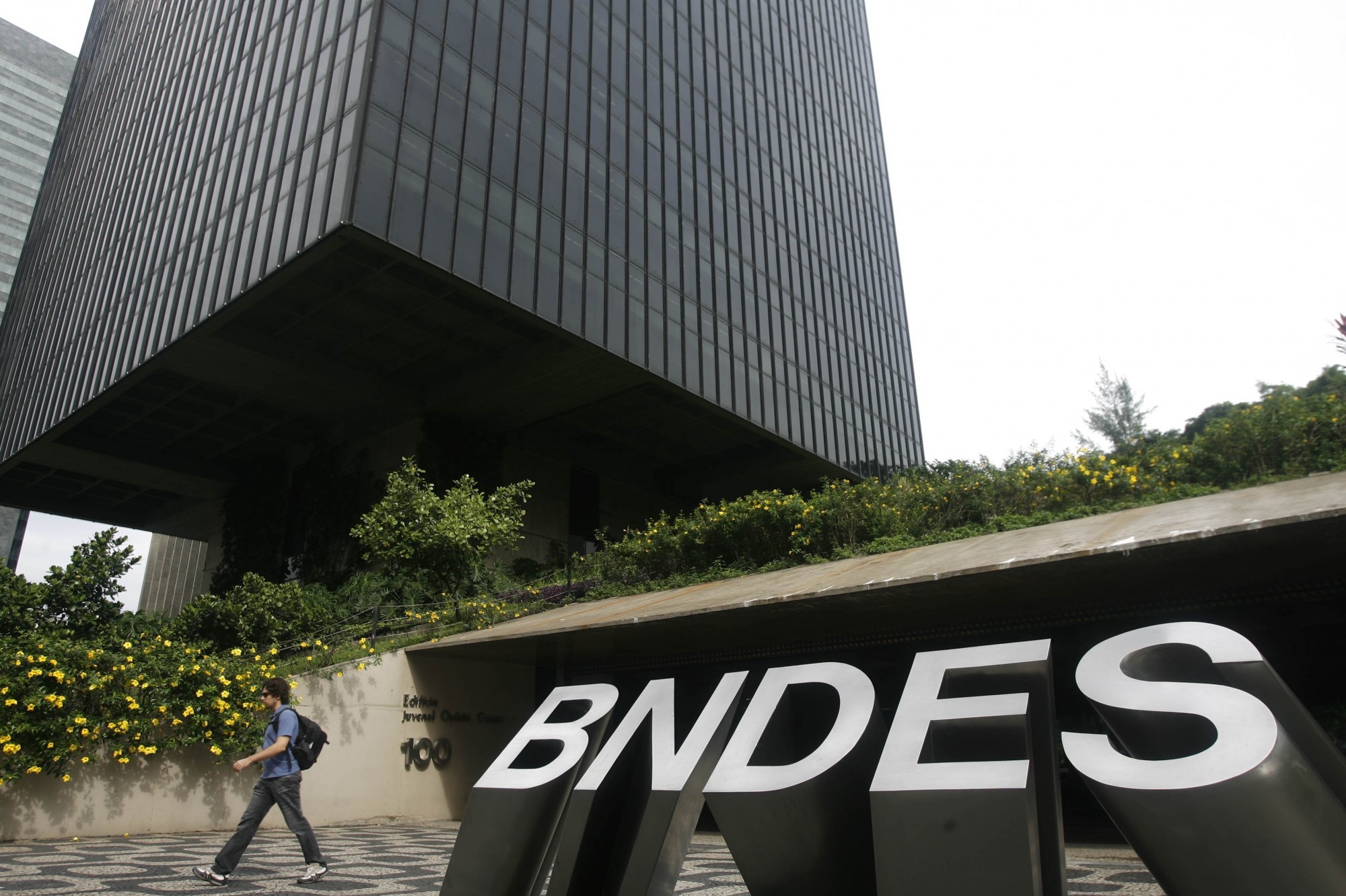 BNDES reduz custo de financiamento a partir desta terça