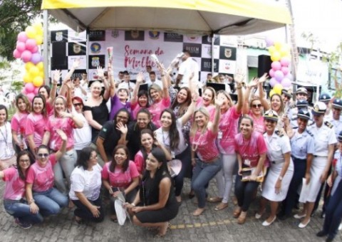 Em Manaus, Dia da Mulher vai contar com programação especial para elas 