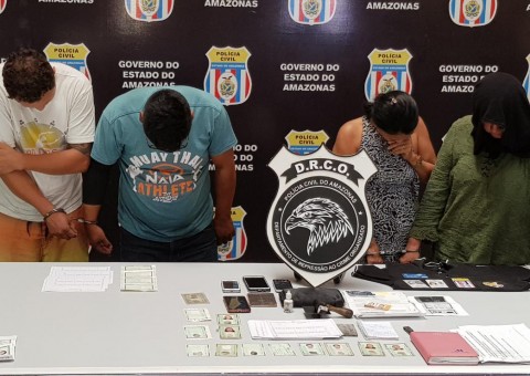 Ex-funcionários são presos suspeitos de falsificar documentos e aplicar golpes em Manaus