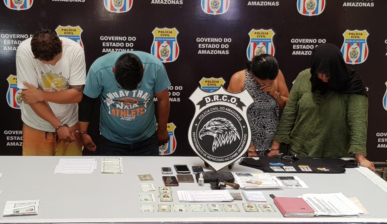 Ex-funcionários são presos suspeitos de falsificar documentos e aplicar golpes em Manaus