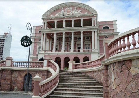  Teatro Amazonas recebe Respeite as Maninhas no Dia Internacional da Mulher