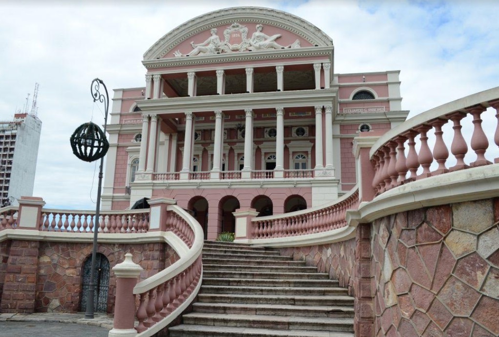  Teatro Amazonas recebe Respeite as Maninhas no Dia Internacional da Mulher