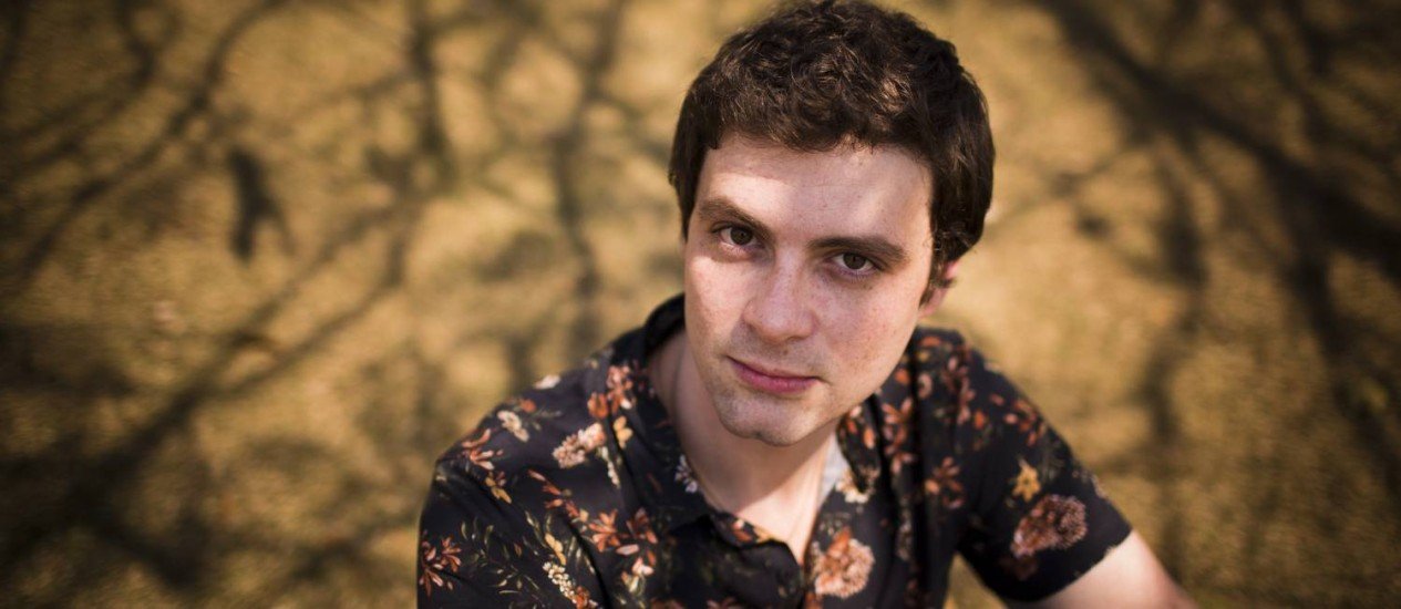  Aos 29 anos, morre no Rio o escritor Victor Heringer