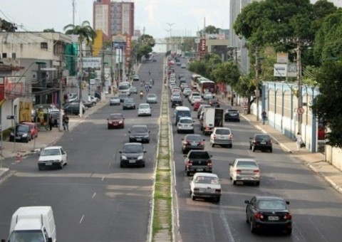 Obra na avenida Djalma Batista altera trânsito a partir desta sexta-feira