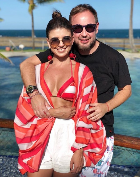Namorado se derrete em declaração a Paula Fernandes em primeira foto de casal