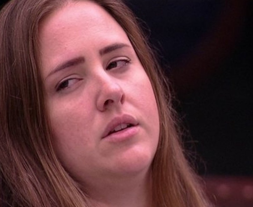 Mãe de Patrícia do BBB18 ameaça e xinga Gleici nas redes sociais