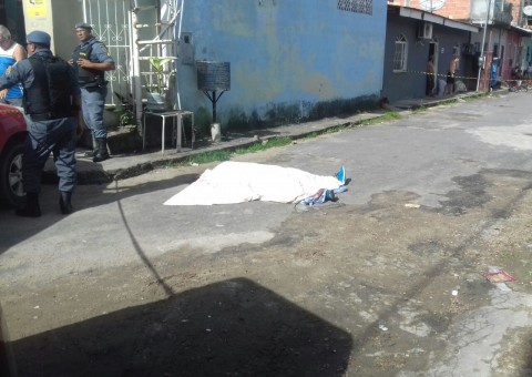 Filho de subtenente da PM é assassinado com seis tiros em Manaus