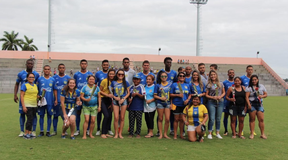  Homenagem às mulheres no duelo dos Leões