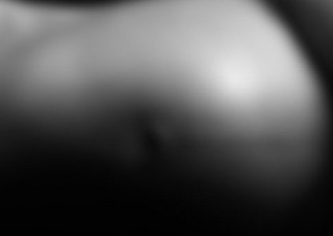 Grávida morre ao ser baleada dentro de casa e bebê sobrevive por um triz