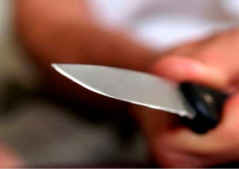 Em festa de família, homem invade casa e esfaqueia irmãos no Amazonas