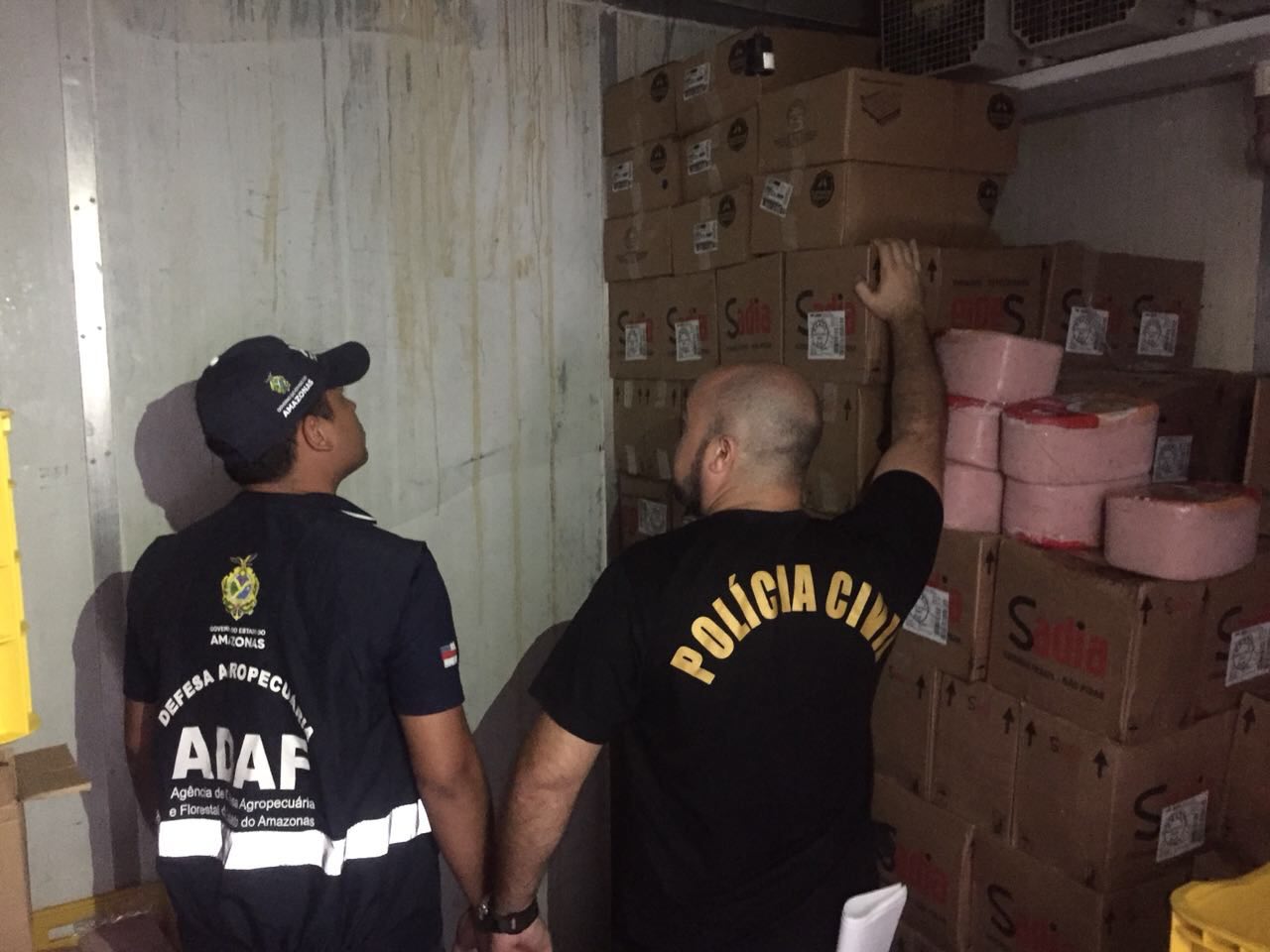 Comércio é interditado com mais de 2 toneladas de fatiados vencidos  