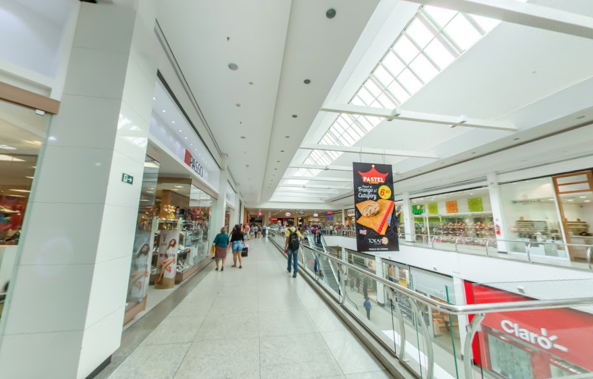Assaltantes invadem loja no Amazonas Shopping e roubam R$ 15 mil em Manaus