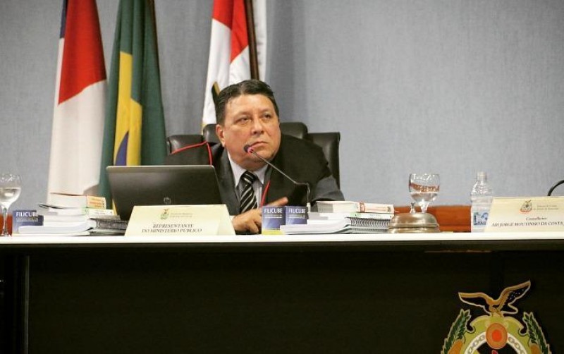 Ministério Público de Contas pede suspensão de processos seletivos no Amazonas