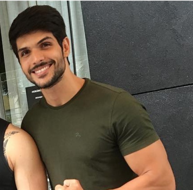 Ex-BBB Lucas desabafa sobre fase difícil após fim do noivado