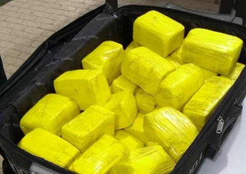 Contador é preso com 22 kg de drogas escondidos em sítio no Amazonas