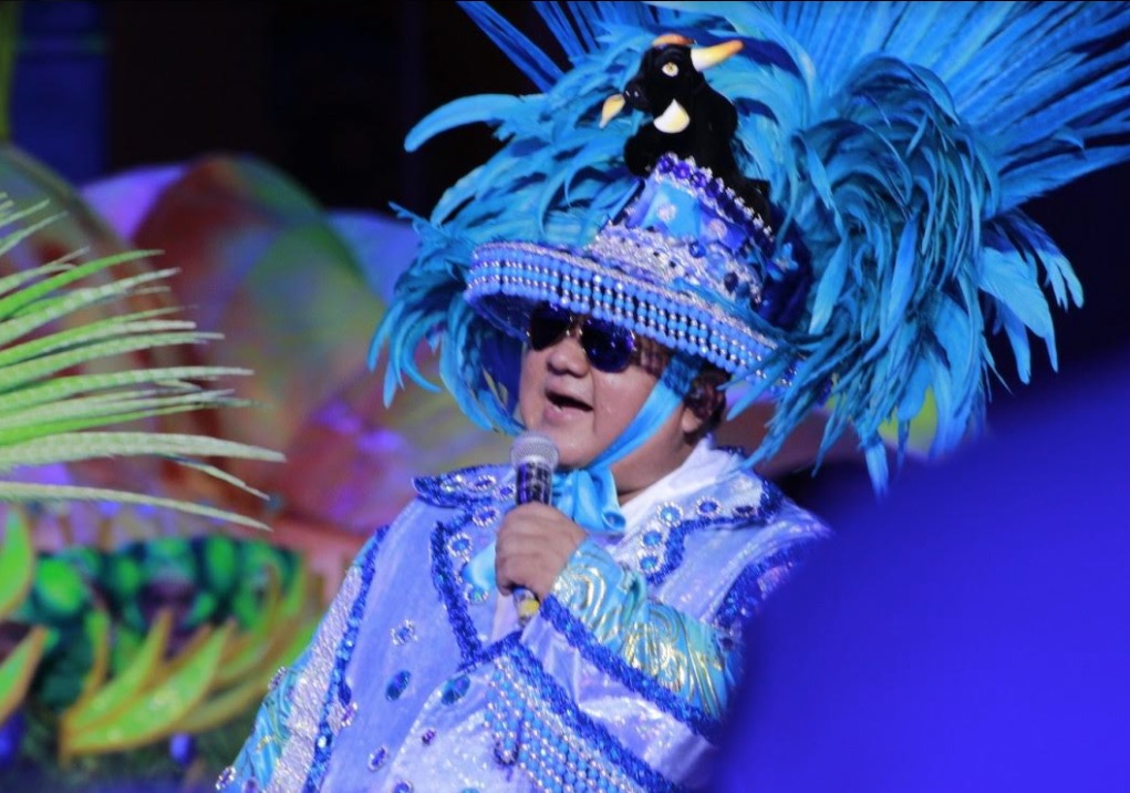 Davi Assayag e Sebastião Jr agitam show que revive bar do boi