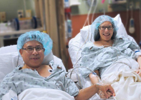 Homem doa rim para mulher como presente de 23 anos de casamento