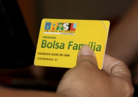 Reajuste do Bolsa Família será anunciado ainda este mês