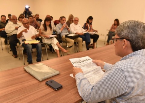 Governo e sindicatos marcam data de reunião sobre data-base dos servidores da Susam