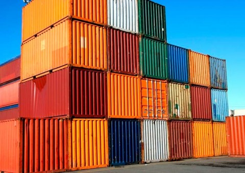 Funcionário do Distrito é esmagado por contêiner em Manaus